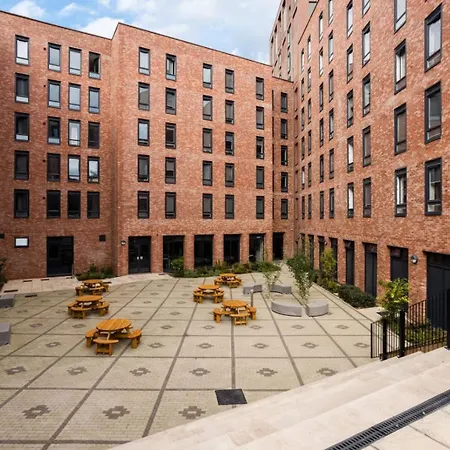 Apartment For Students Only Globe Works In
